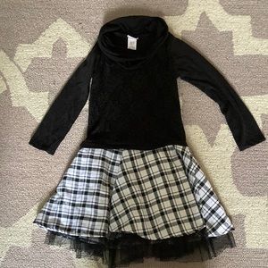 Black and white dress